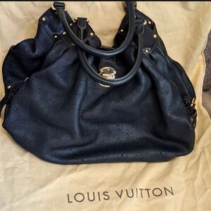Authentic Louis Vuitton Mahina Purse